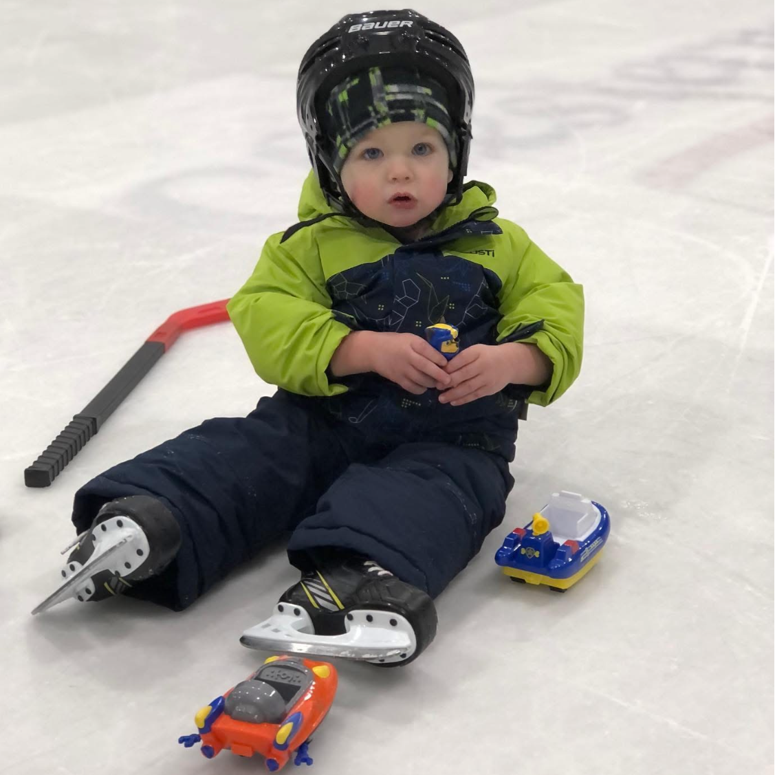 Kids skating lesson in Chestermere